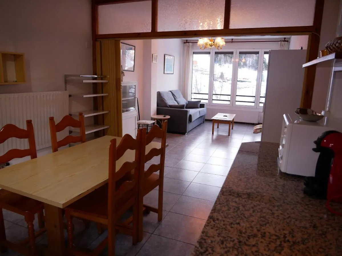 Apartment El Tarter-Vacances Pirinenca